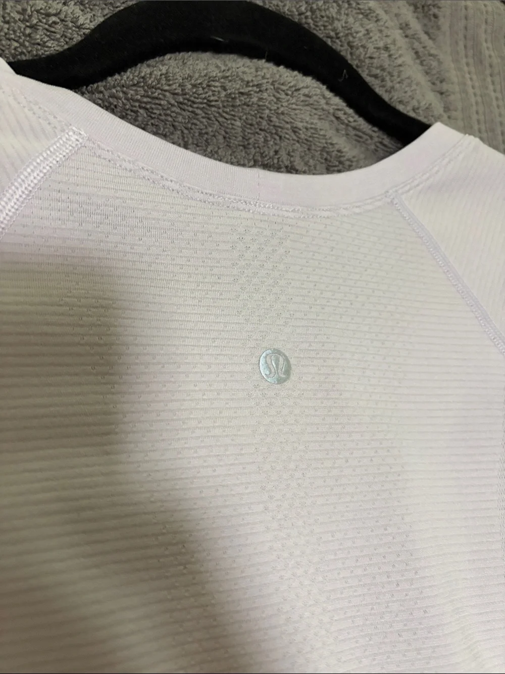 Lululemon run swiftly
